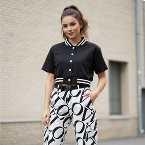 Daisy Black and White Button Down Kids Shirt (B1)